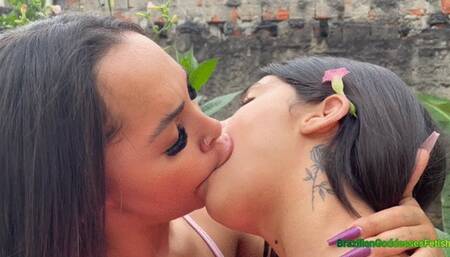 KISSING MY GIRLFRIEND IN THE GARDEN - PART 4 - FINAL