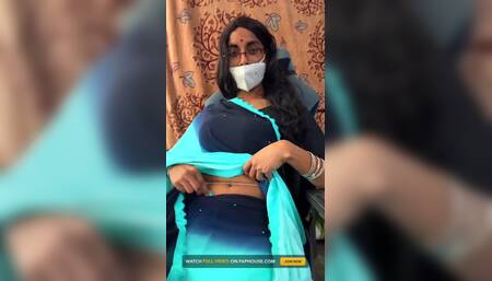 Crossdresser in Saree Jerking off