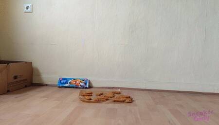 Sneaker-Girl Darleen - Some Fishsticks Crush