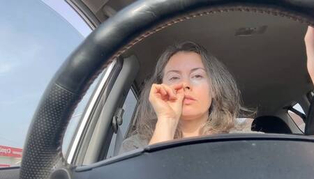 nose cleaning while driving m4