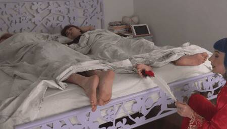 The pijama party revenge ! ( SOLES )