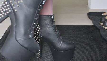 Sissy - Walking in spiky Heels Heels