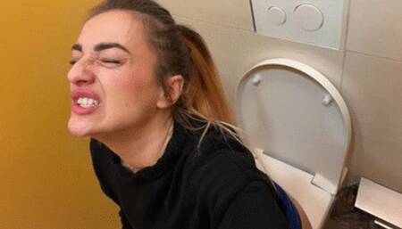 LONG & NOISY visit to a public toilet