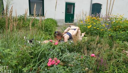 Summer Throwback - a Bed in the Flowerbed!!
