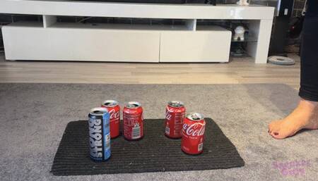 Sneaker-Girl Ella - Some Soda Cans