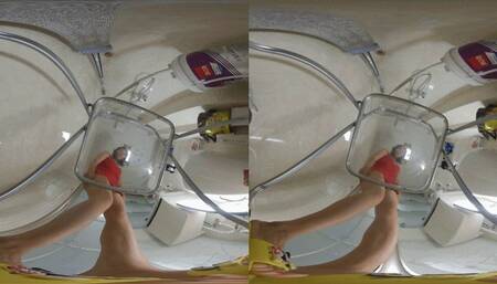 ANNA trampled the dwarf FARTING on her buttocks at 180 degrees in 3D VR.