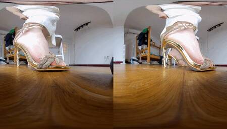 3DVR180 XINGGAN golden shoes battle the Qilin Dwarf