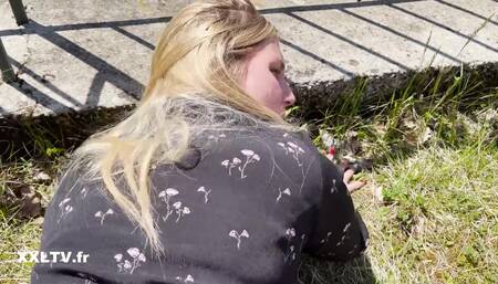 Outdoor POV with Chloe Duval