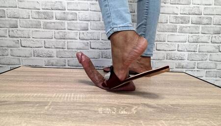 FLATTENED & EMPTIED UNDER STIFF SANDALS