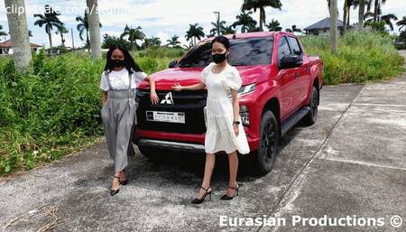 286 - AzTeaAndElsaPicnicRevvingFULL