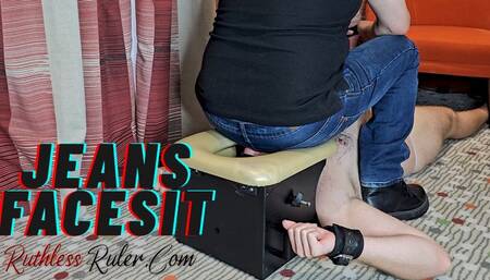 Extreme Jeans Face Sitting HD