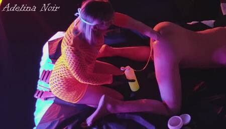 GLOW-FISTING 05 - Extreme anal fisting in dutch design Hotel - Adelina Noir anal training FISTDUDE elbow deep