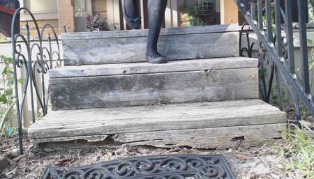 Outdoor Foot Stomping on Stairs in Flats