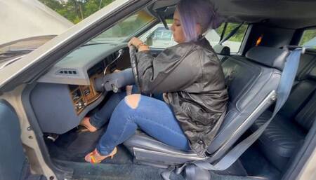 Susanna Screams At Little Bobby Pt 1 (NEW CAR)