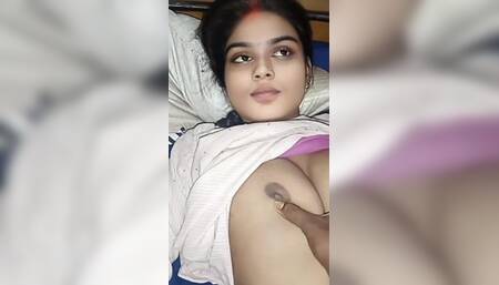 Desi Indian Beautyfull Muslim Bhabhi Sex Video Video and Desi Indian Beautyfull Muslim Girl XXX Video Xhamster Video