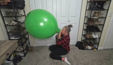 24 inch Green Balloon Blow to Pop B2P
