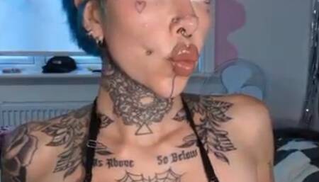 Tattooed blue haired slut fucks sex machine