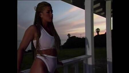 Sexy MILF for a mature big cock