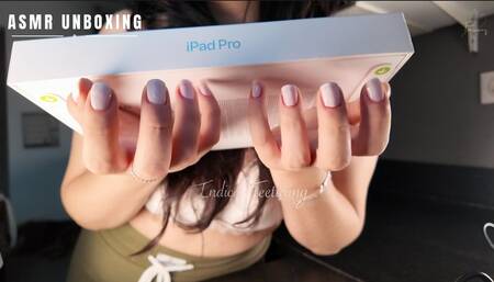 Unboxing ASMR iPad Pro : Hands, Sounds and Tech Fetish