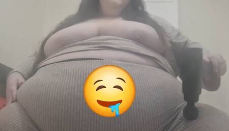 SSBBW Gets Horny From Nipple Play