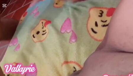 Beautiful Girlfriend Sucking Rich