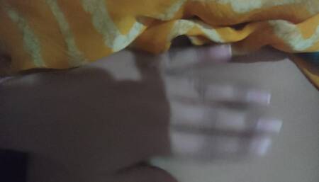 Pyassi bhabhi ki tadap l lams liye yearning bhabhi dekhe uski tadap lund ke for pyasi desi bhabhi
