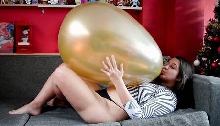 Ride and pop big 24 inches golden balloon - Bunny Looner [LOWRES]