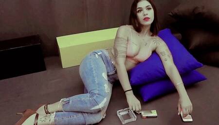 Smoking Sexy Girl 100's Model Kimberly Video 0044