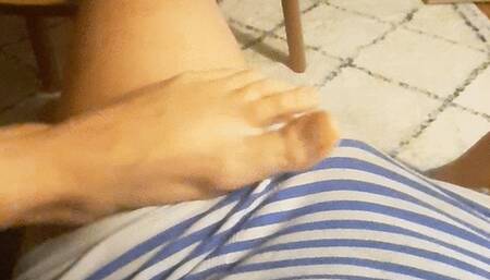 unexpected footjob