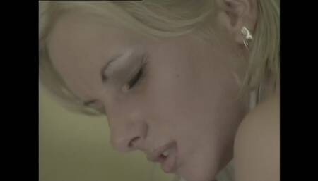 Judith a Perfect Body to Fuck in the Ass on the Bed