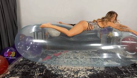 Chelsea Loves Airships Pop n Drop 4K (3840x2160)