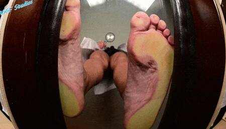 Enchantress Sahrye joins the team of clumsy lab techs!  - MOV